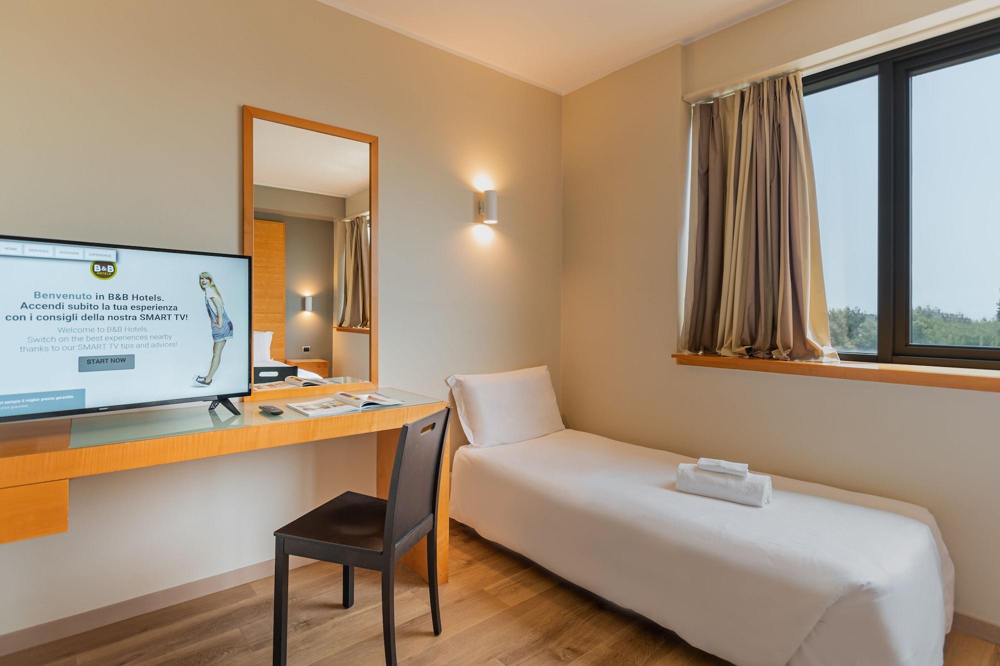 B&B Hotel Pisa Airport Esterno foto