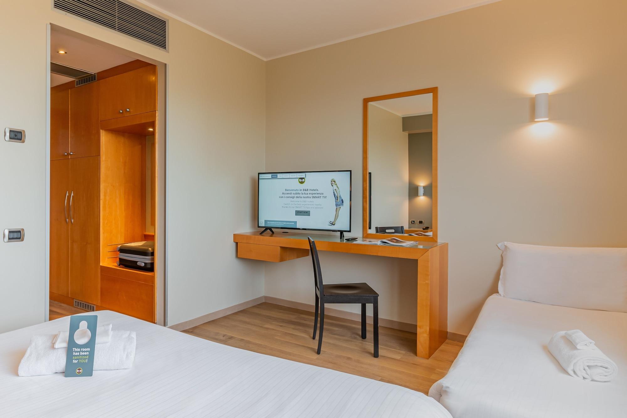 B&B Hotel Pisa Airport Esterno foto