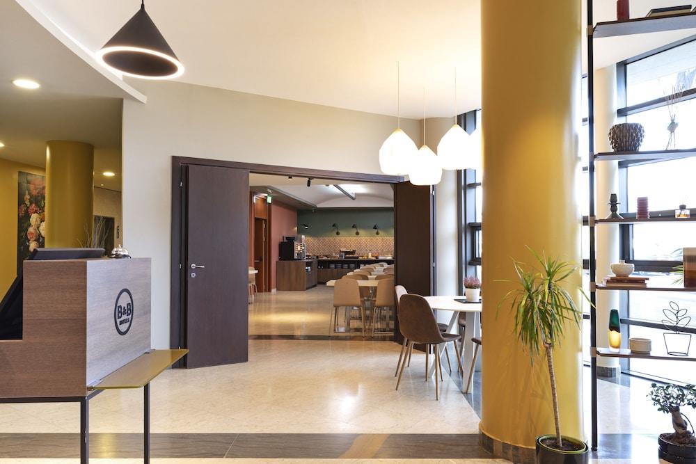 B&B Hotel Pisa Airport Esterno foto