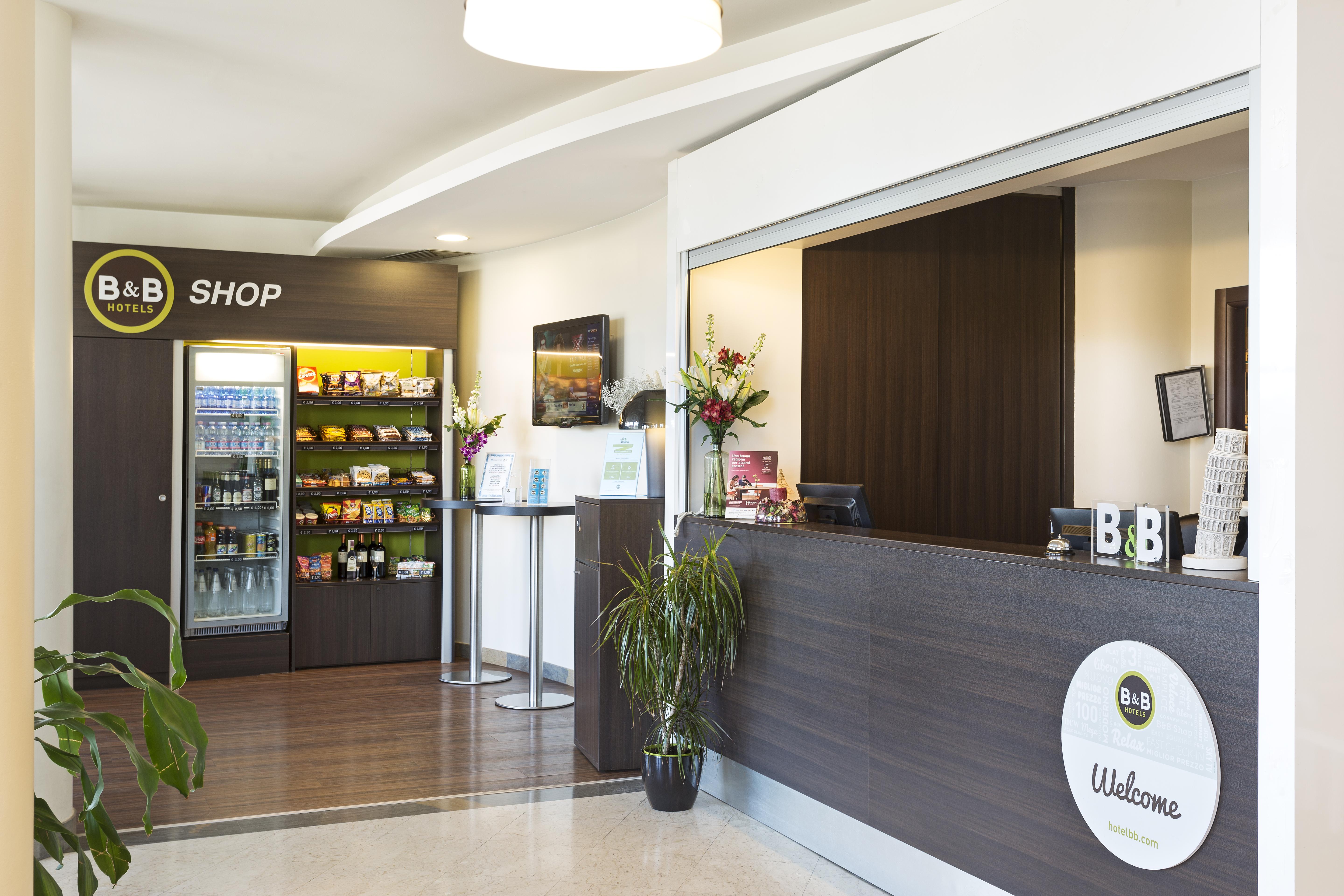 B&B Hotel Pisa Airport Esterno foto