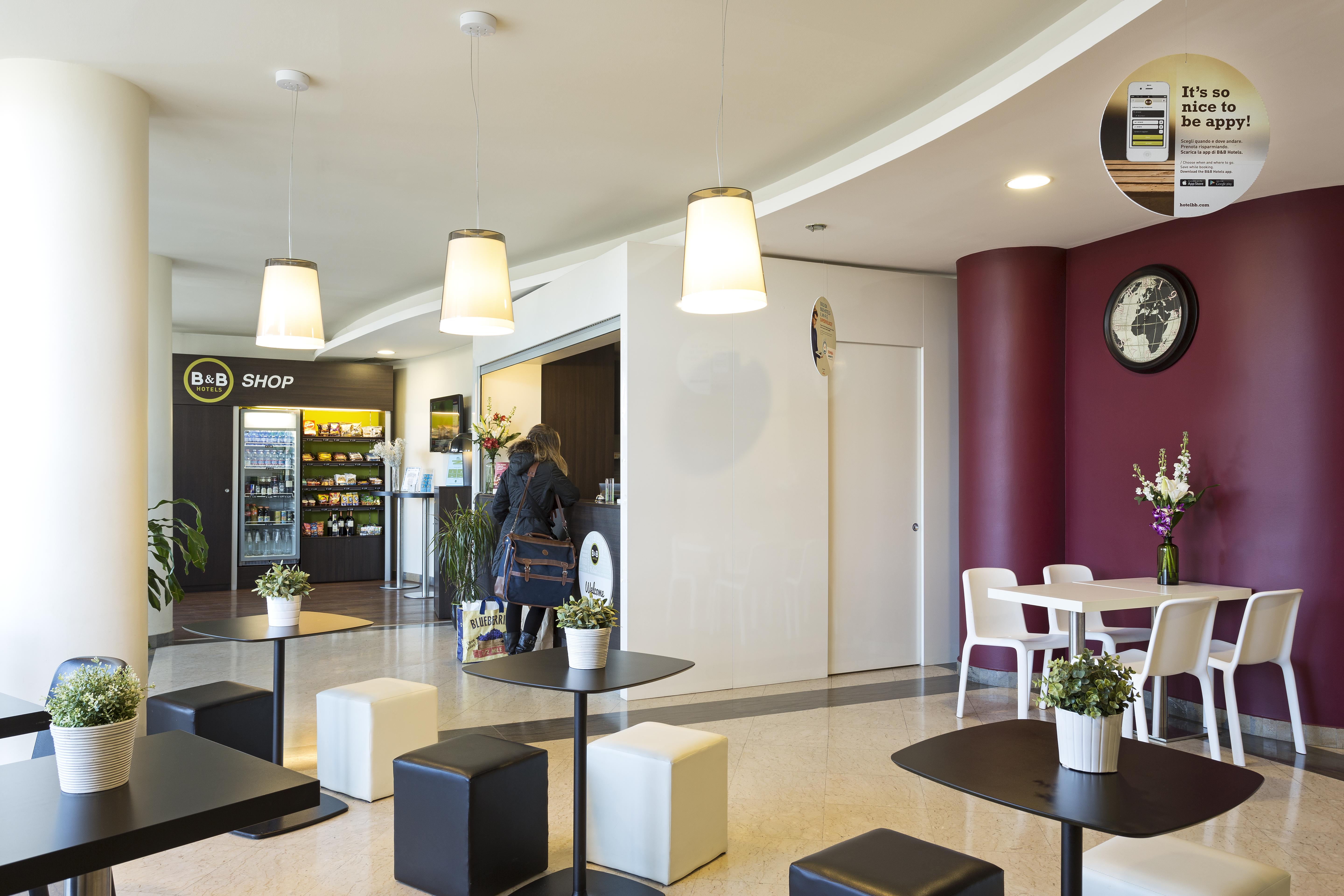 B&B Hotel Pisa Airport Esterno foto